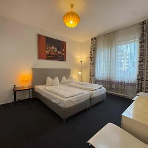 Appartement M M Vintage Family, Handwerker Und Monteure Berlin